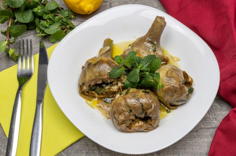Romes-must-try-dishes-carciofi-alla-romana