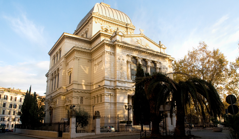 Romes-Jewish-ghetto-Great-Synagogue