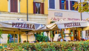 Dining-etiquette-Italy