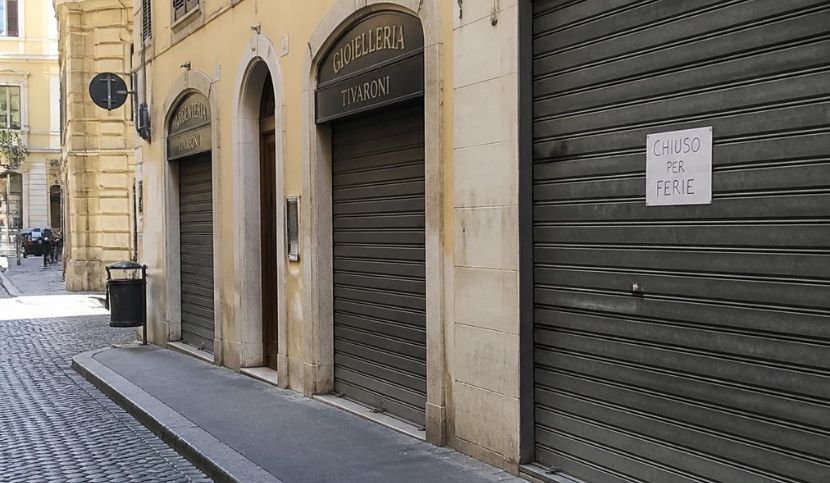 Read more about the article What actually happens in Rome in August? The Ferragosto truth no one tells you